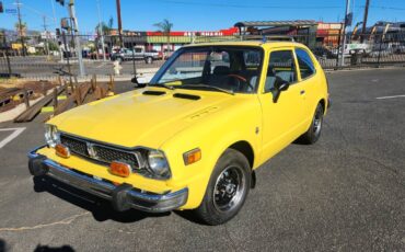 Honda-civic-cvcc-1975-yellow-22