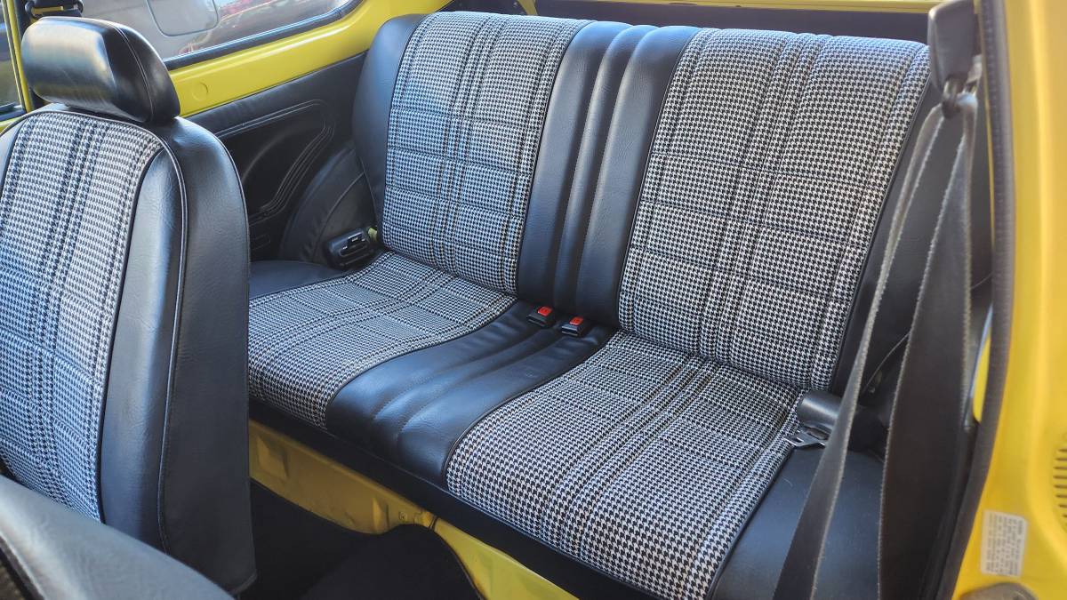 Honda-civic-cvcc-1975-yellow-4