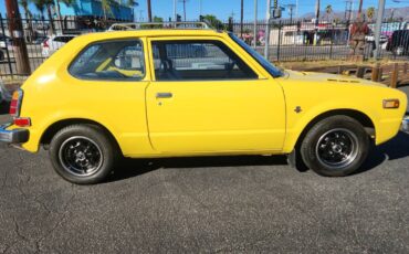 Honda-civic-cvcc-1975-yellow-6
