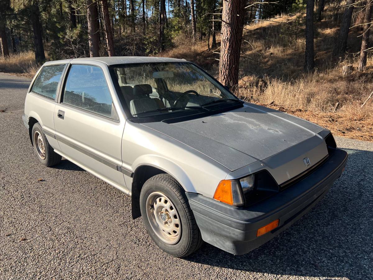 Honda-civic-hatchback-1984-1