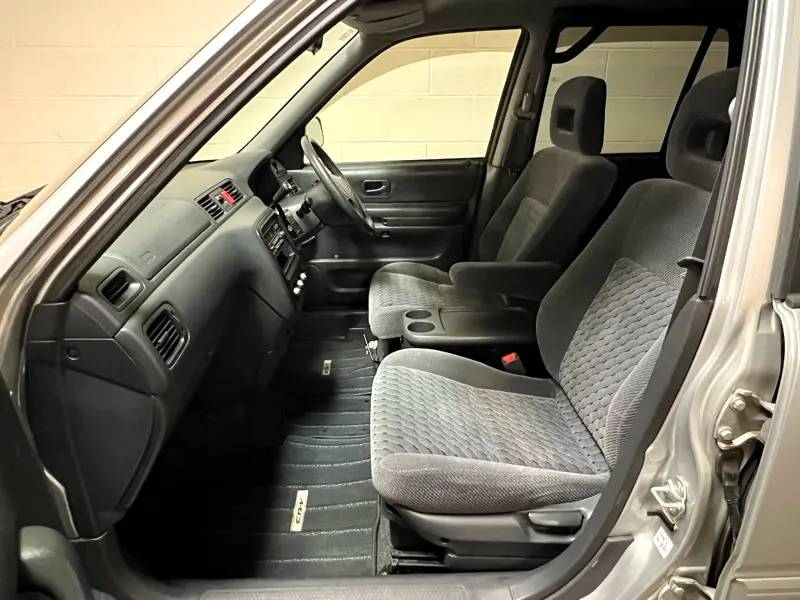 Honda-crv-1995-10