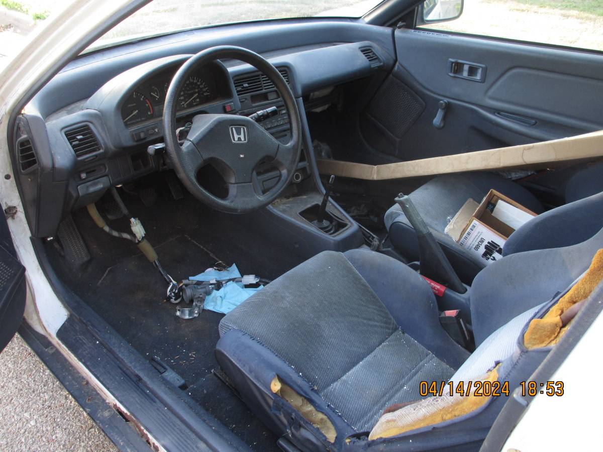 Honda-crx-1991-white-5