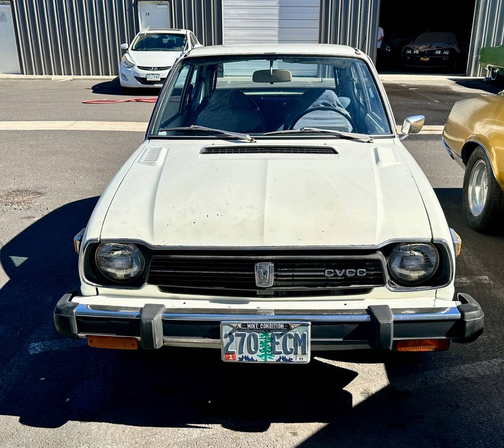 Honda-cvcc-1978-white-8