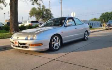 Honda-integra-1994-silver