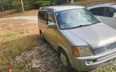 Honda-step-wagon-1996-grey-1