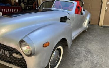 Hudson-Custom-1946-Silver-Red