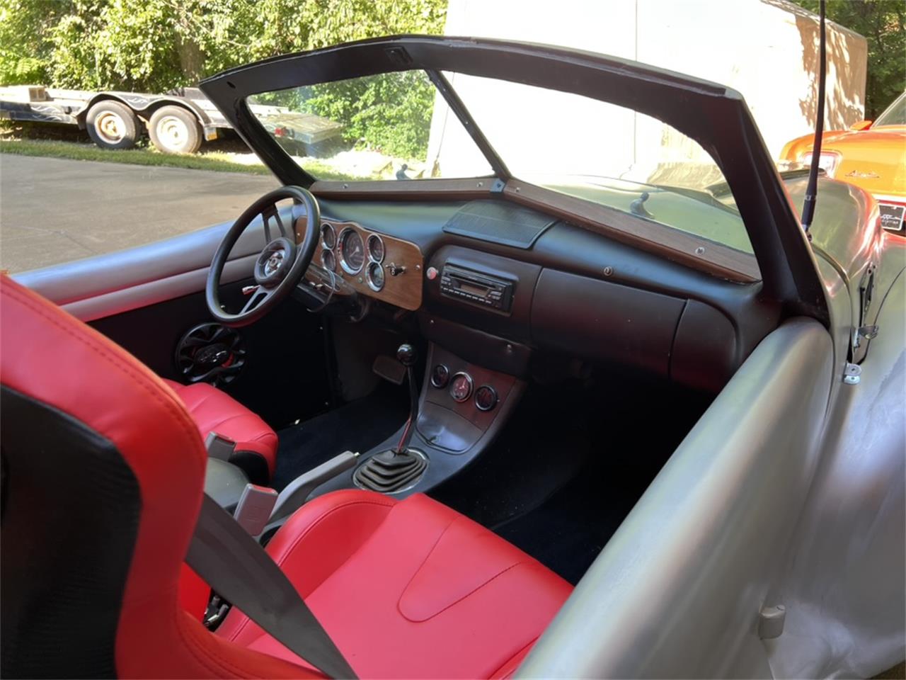 Hudson-Custom-1946-Silver-Red-8