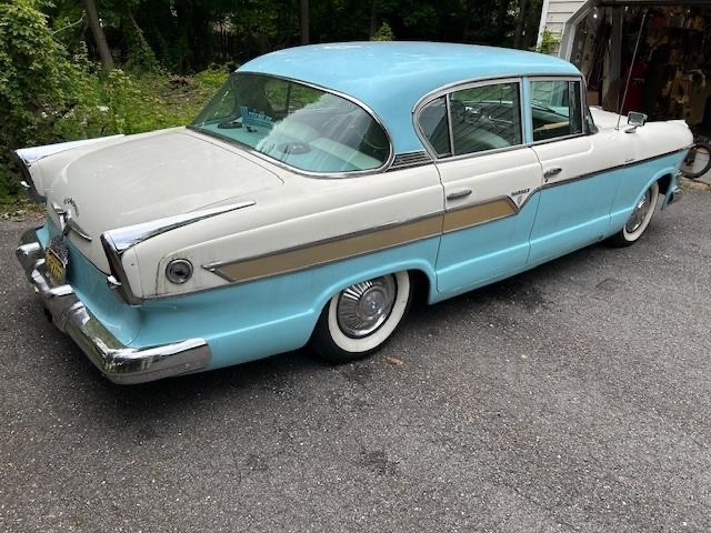 Hudson-Hornet-1956-4-door-sedan-2