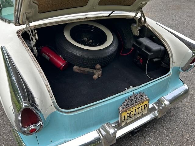 Hudson-Hornet-1956-4-door-sedan-5