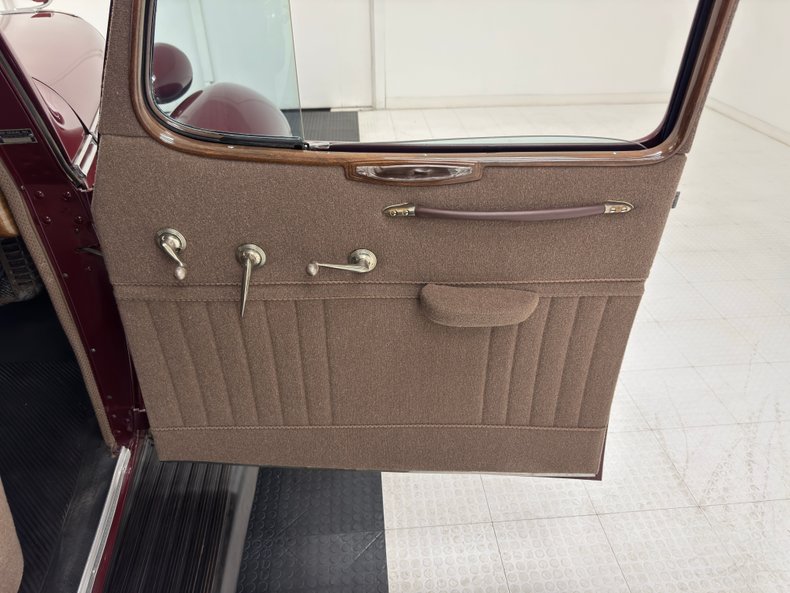 Hudson-Other-1937-Royal-Maroon-Light-Brown-29