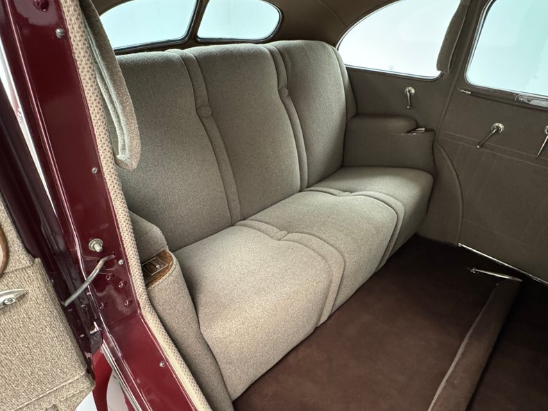 Hudson-Other-1937-Royal-Maroon-Light-Brown-37