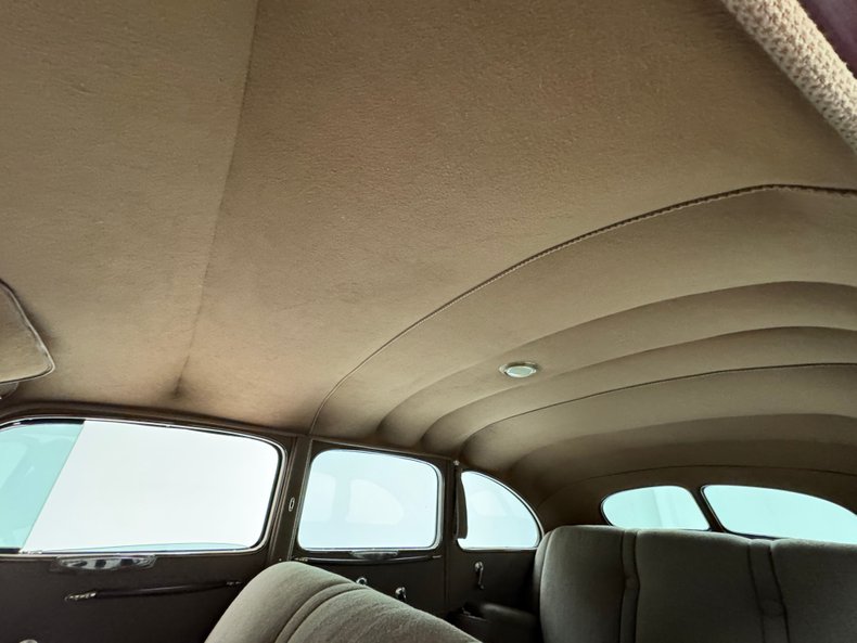 Hudson-Other-1937-Royal-Maroon-Light-Brown-46