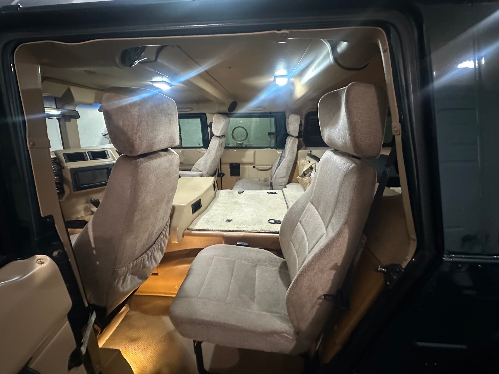 Hummer-H1-1996-SUV-11
