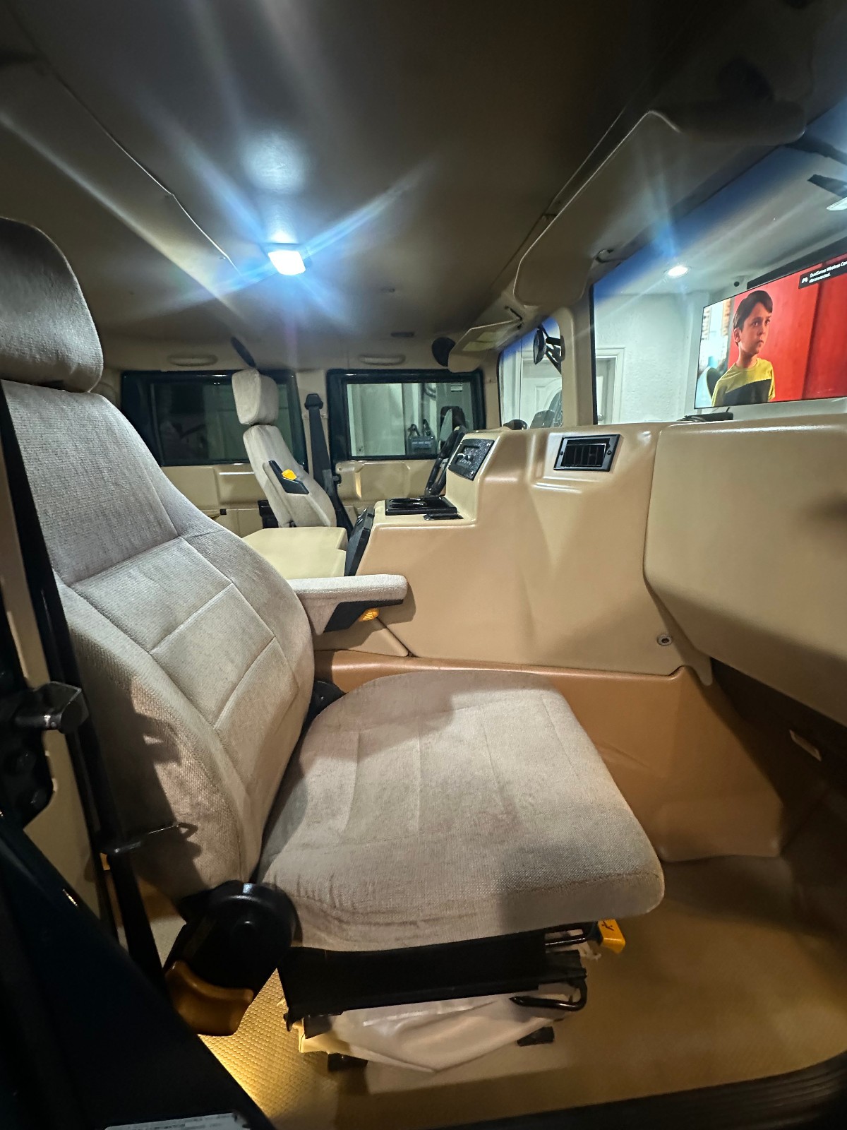 Hummer-H1-1996-SUV-17