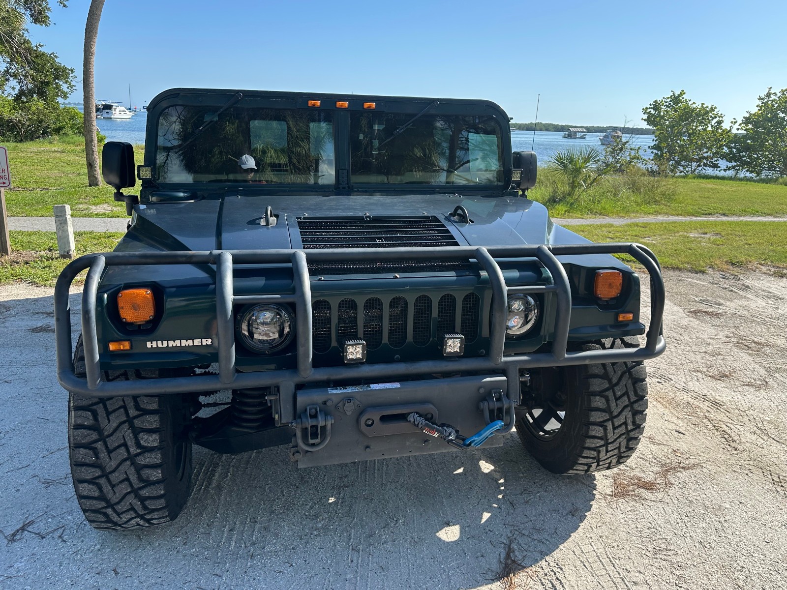 Hummer-H1-1996-SUV-2