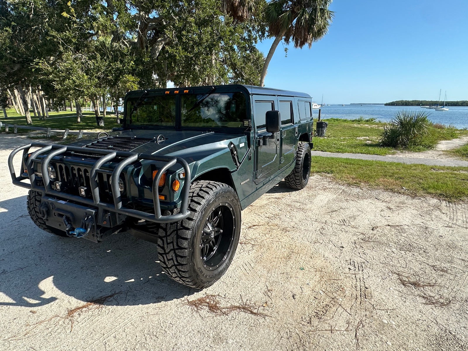 Hummer-H1-1996-SUV-3