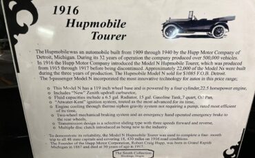 Hupmobile-touring-car-1916-2