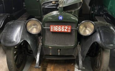 Hupmobile-touring-car-1916-3