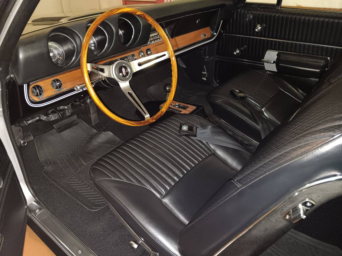Hurst-olds-1968-silver-8