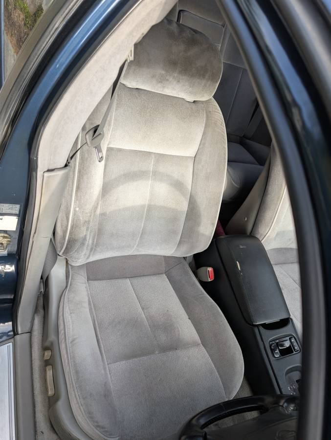 Infiniti-j30-1995-12