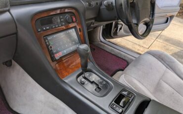 Infiniti-j30-1995-19