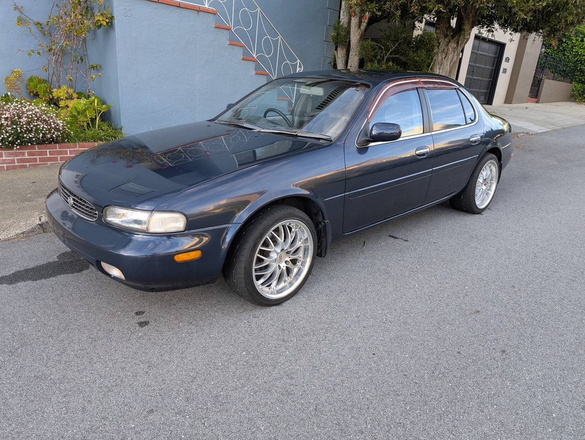 Infiniti-j30-1995-2