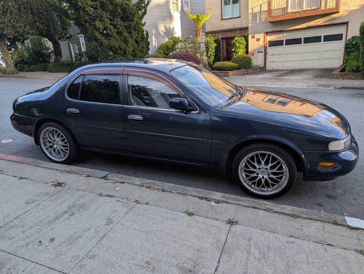 Infiniti-j30-1995-9