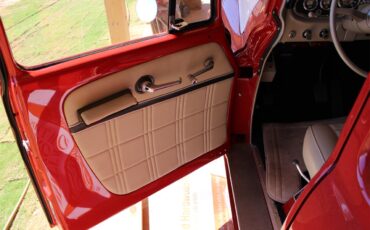 International-1000b-1967-IH-Red-and-White-Beige-10