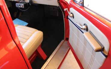 International-1000b-1967-IH-Red-and-White-Beige-11
