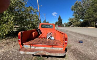 International-1210d-1972-red-1
