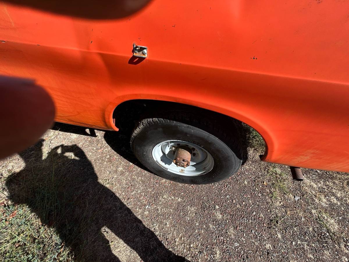 International-1210d-1972-red-20