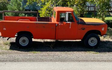 International-1210d-1972-red-21