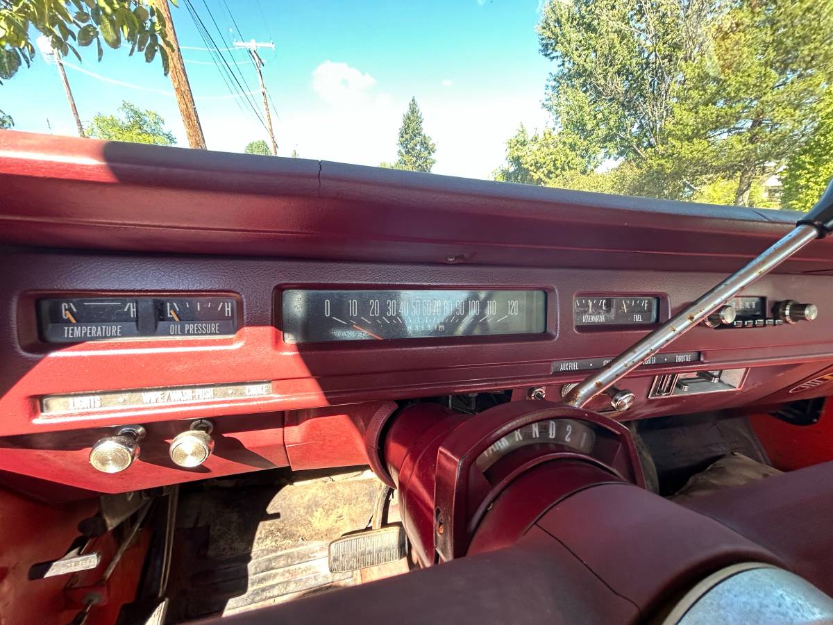 International-1210d-1972-red-23