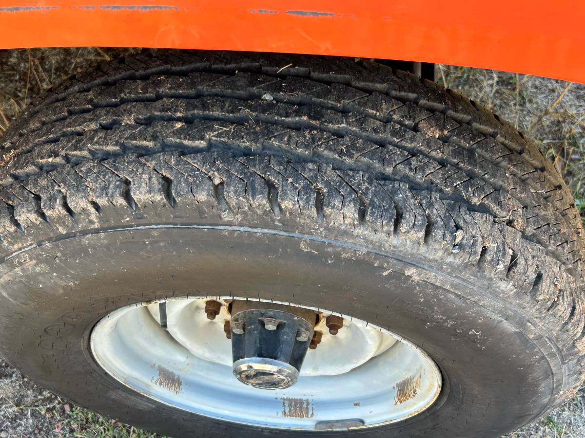International-1210d-1972-red-4
