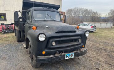 International-1957-black-3
