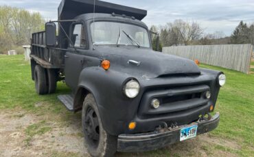 International-1957-black-7