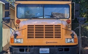 International-3800-diesel-1991-yellow-2