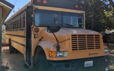 International-3800-diesel-1991-yellow-6