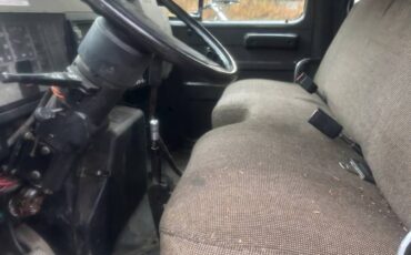 International-4700-diesel-1995-16