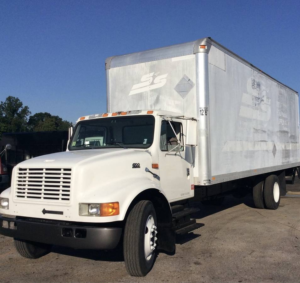 International-4700-diesel-1996-10