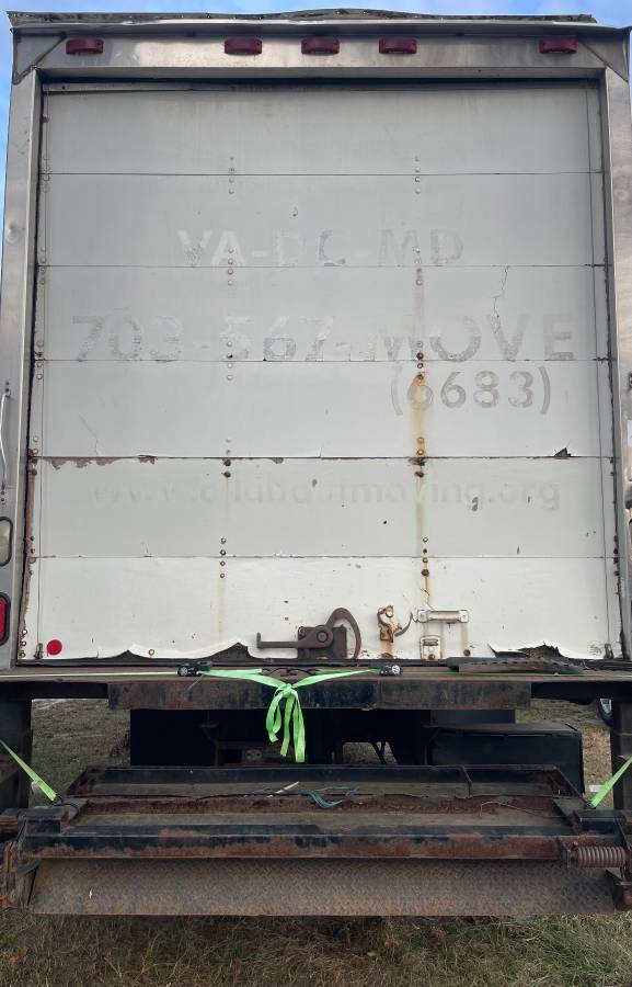 International-4700-diesel-1996-3