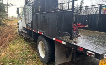 International-4700-diesel-1996-white-6