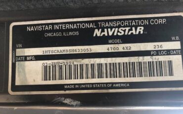 International-4700-series-diesel-1994-yellow-11