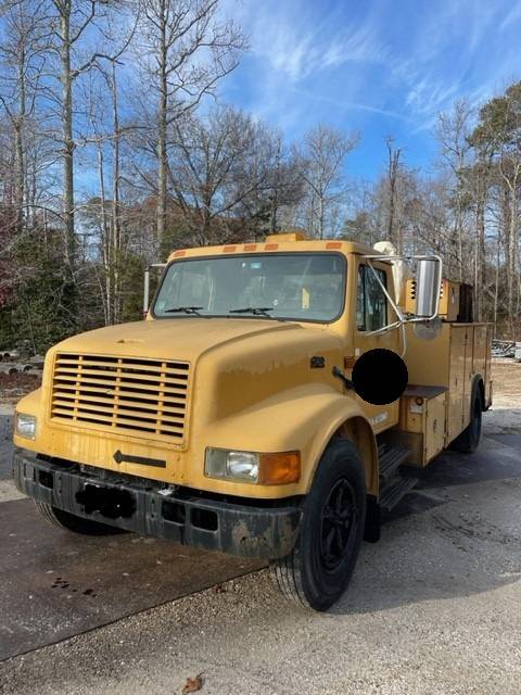 International-4700-series-diesel-1994-yellow-12