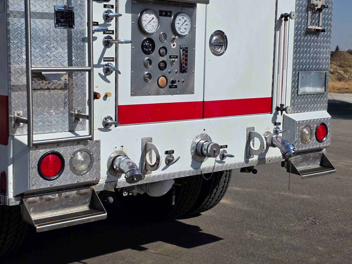 International-4900-diesel-1992-17