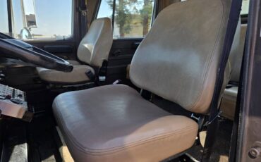 International-4900-diesel-1992-19