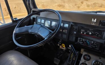 International-4900-diesel-1992-32