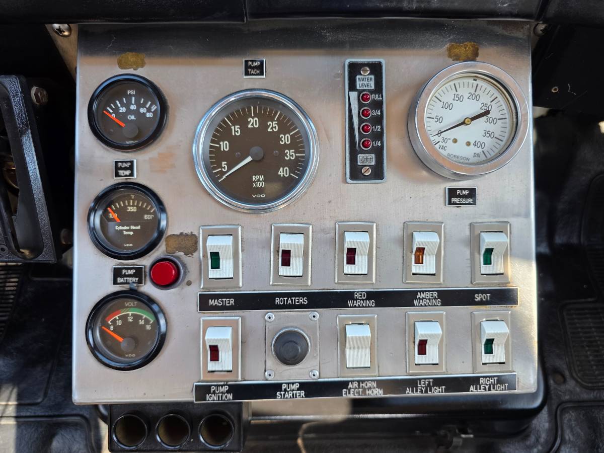 International-4900-diesel-1992-35
