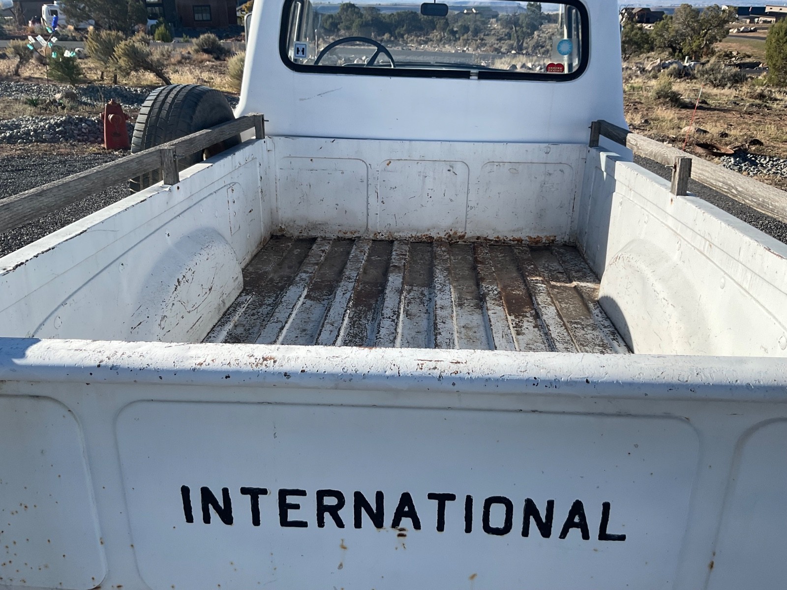 International-Harvester-12-Ton-Pickup-1957-Standard-Cab-Pickup-10