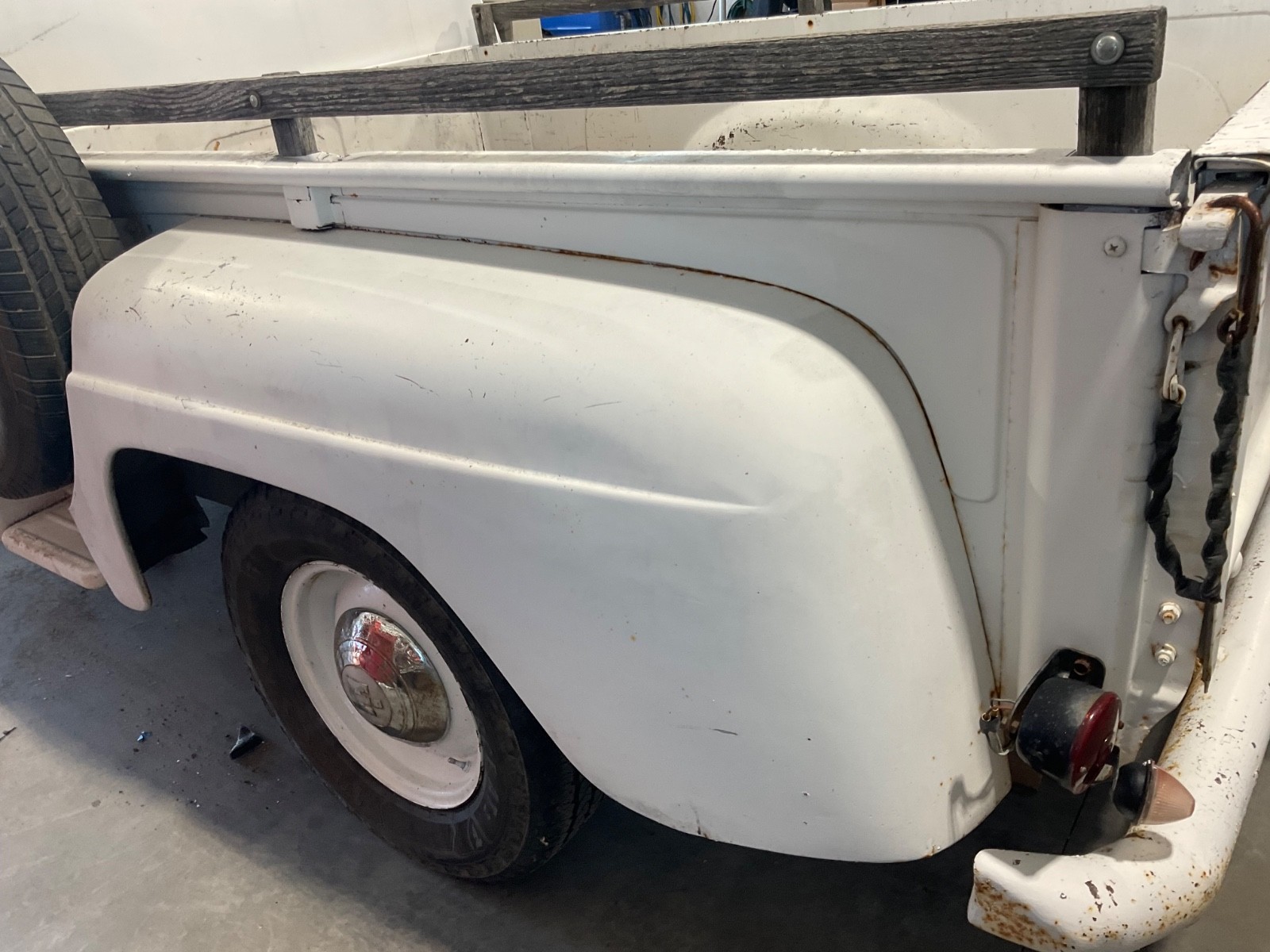 International-Harvester-12-Ton-Pickup-1957-Standard-Cab-Pickup-12